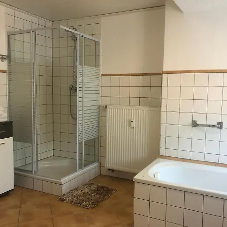 Sad100 - Gemuetliche Monteurwohnungen In Apartment Schwandorf in Bayern
