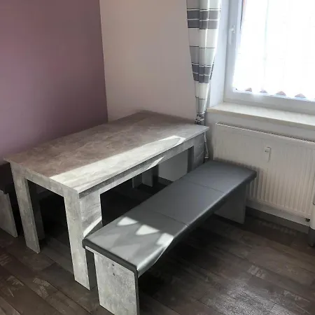 Sad100 - Gemuetliche Monteurwohnungen In Apartment Schwandorf in Bayern